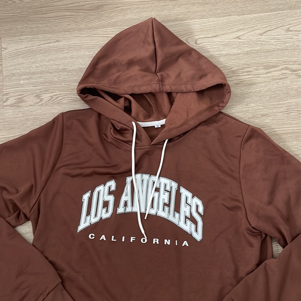 Los Angles Brown Sweater Medium - image 2